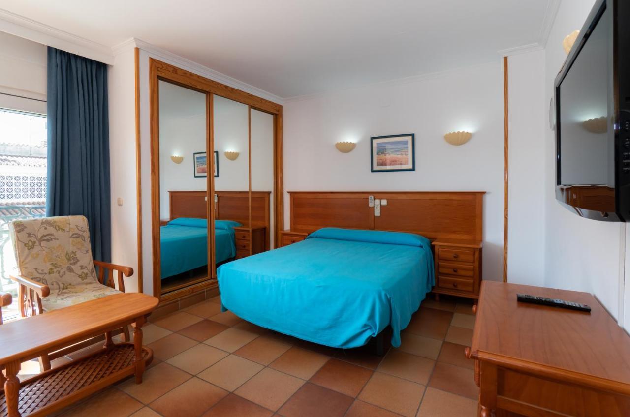 Apartamentos Leonor Carihuela توريمولينوس المظهر الخارجي الصورة