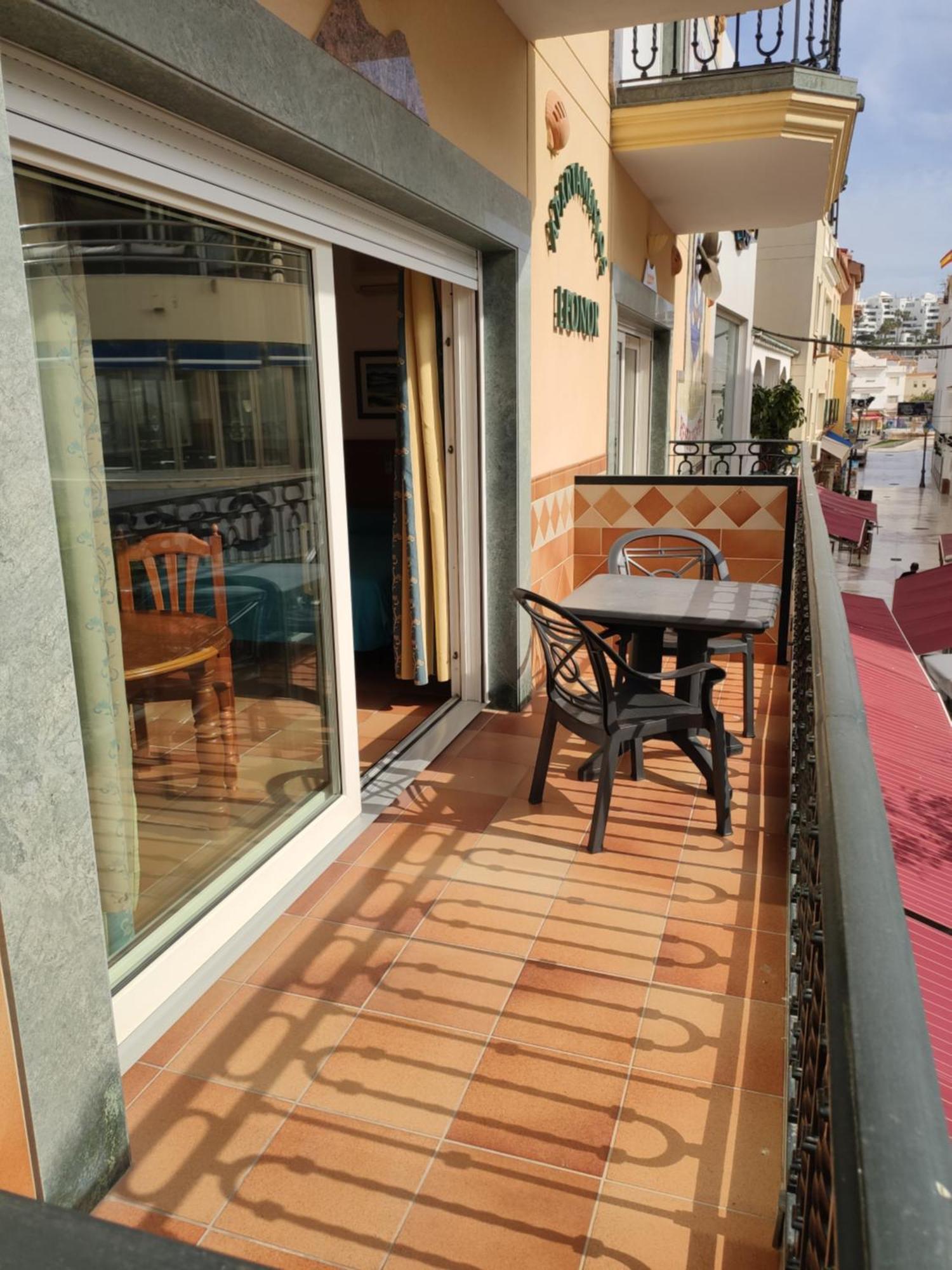 Apartamentos Leonor Carihuela توريمولينوس الغرفة الصورة