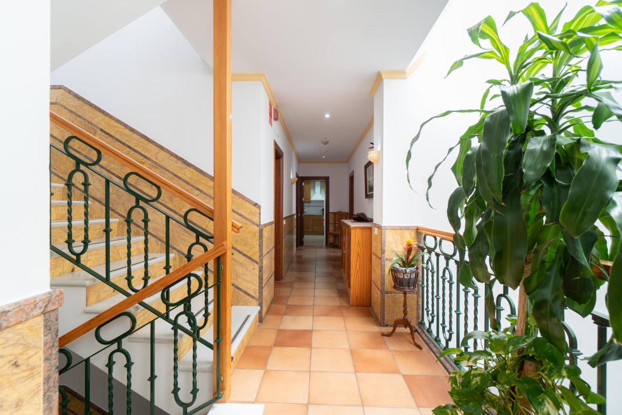 Apartamentos Leonor Carihuela توريمولينوس المظهر الخارجي الصورة